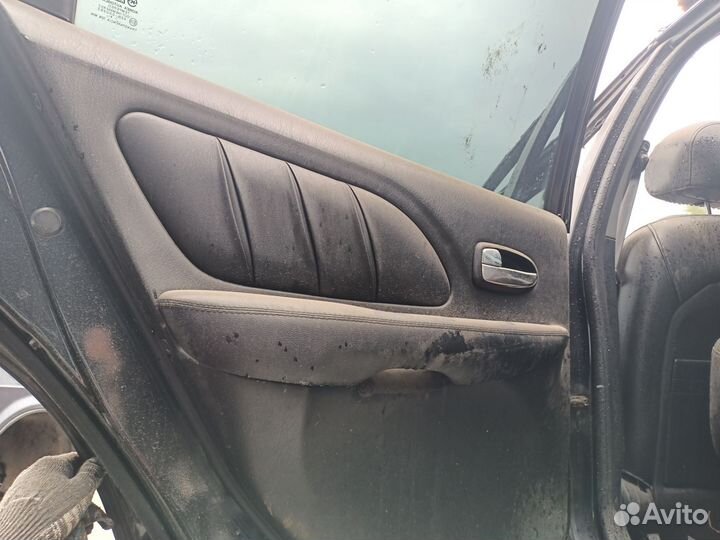 Обшивки комплект Hyundai sonata 4