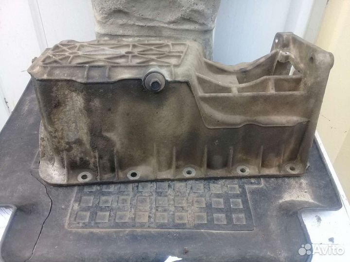 Поддон масленый 2.0 Ford Focus 1 split port