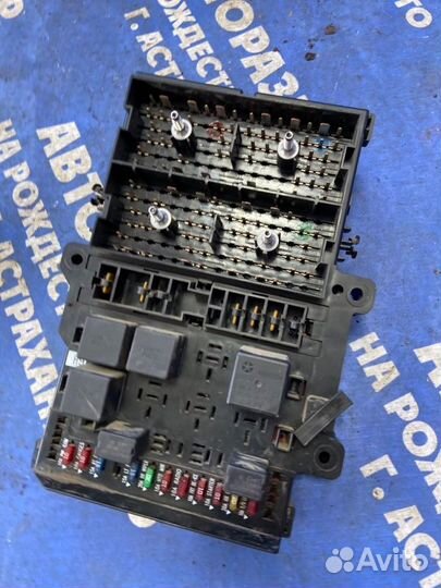 Блок предохранителей. Plymouth Voyager минивен