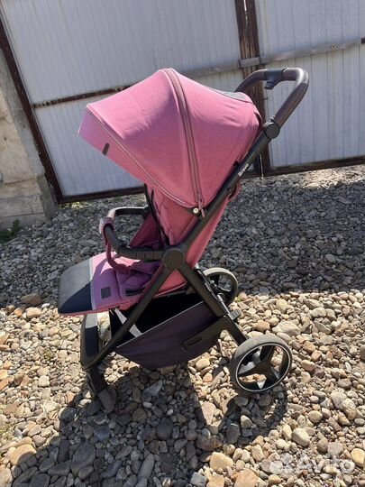 Прогулочная коляска carrello bravo