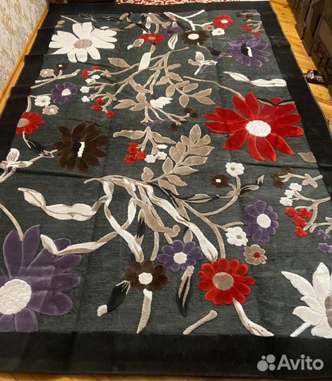 Ковёр новый