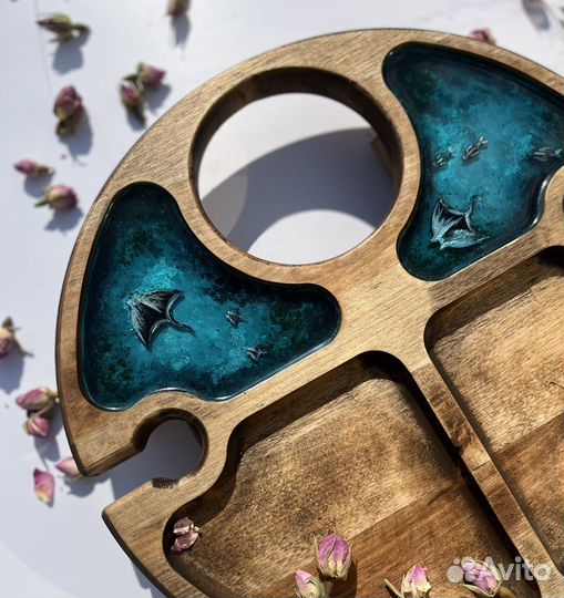 Винный столик