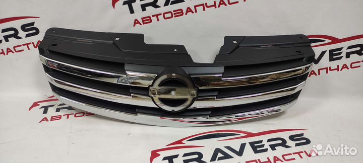 Решетка радиатора Nissan Almera G15