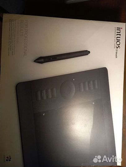 Графический планшетWacom Intuos5 Touch M PTH-650