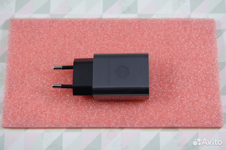 Зарядка Motorola TurboPower 18W - Евро - Новая