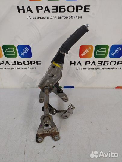 Ручка ручного тормоза Lexus Lx570 3 3UR-FE 2010