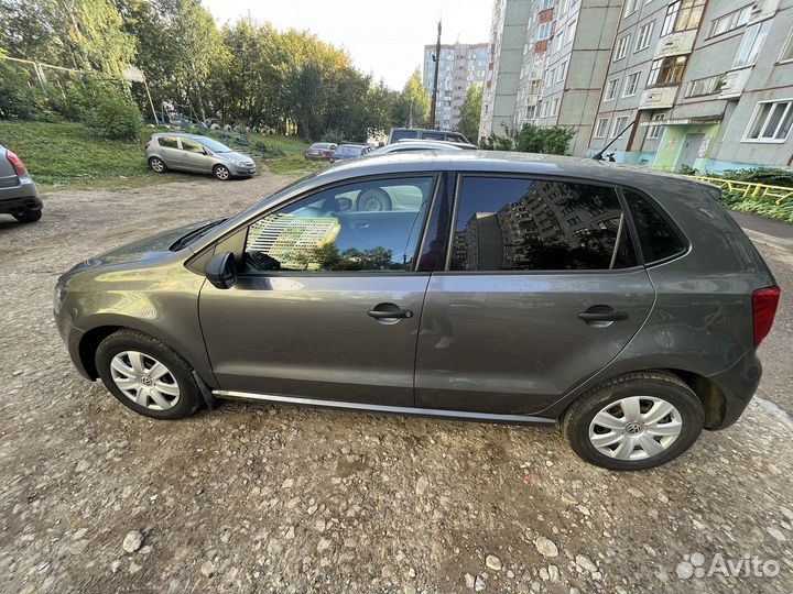 Volkswagen Polo 1.2 МТ, 2011, битый, 192 500 км