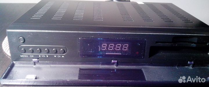 Спутниковый ресивер GI S8120