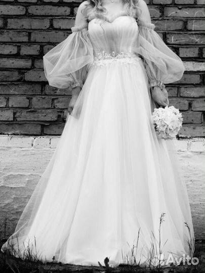 Свадебное платье