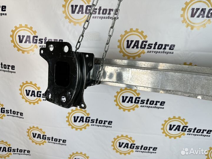 Усилитель бампера передний Audi A3 8P 2006