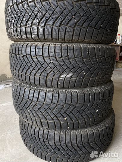 Pirelli Ice Zero 225/60 R17