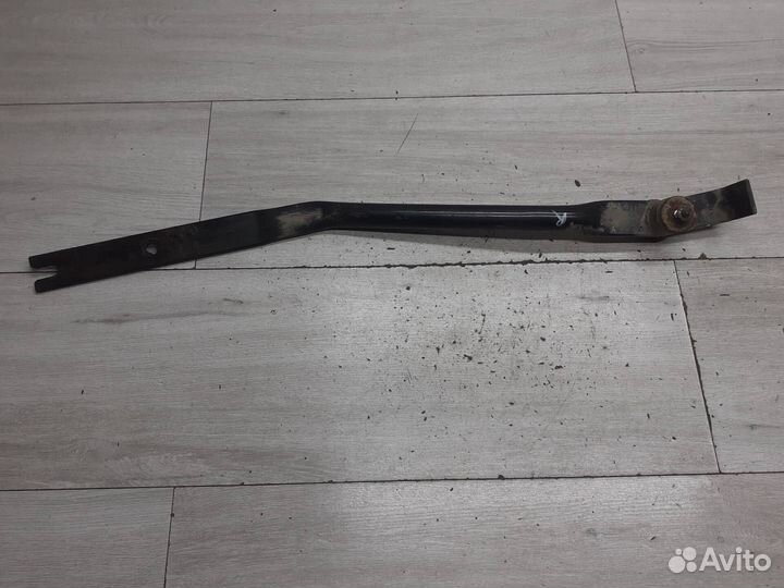 Кронштейн передней балки Chevrolet Aveo