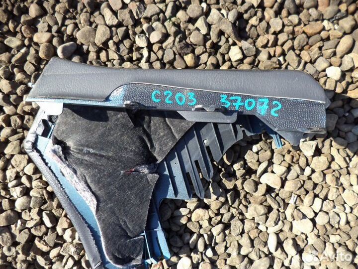 Накладка торпедо Mercedes-Benz C180 W203 271.946