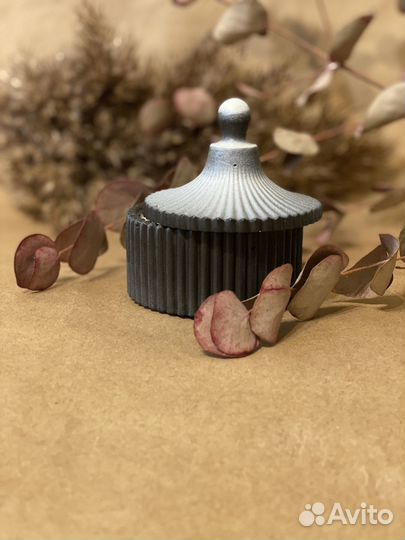 Ароматные свечи из кокосового воска в гипсе