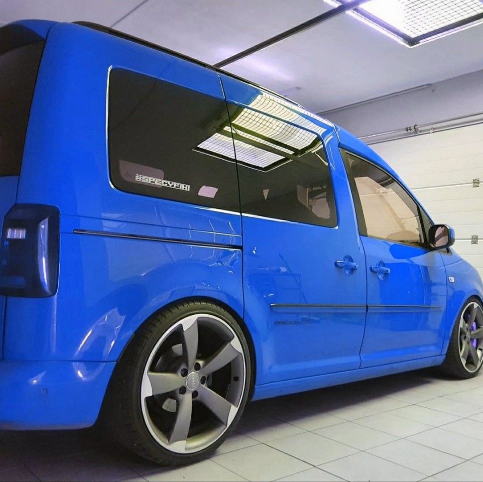 Volkswagen Caddy: фото владельца