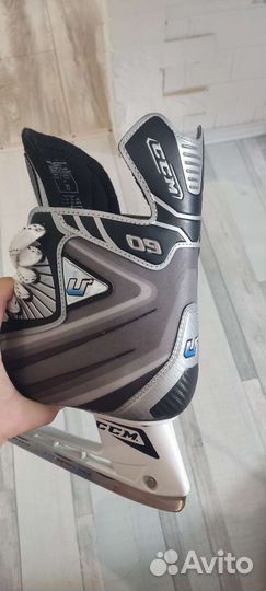 Коньки хоккейные