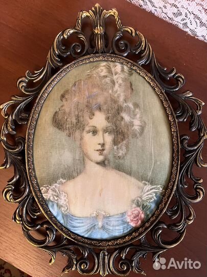 Шелкография в бронзовой раме