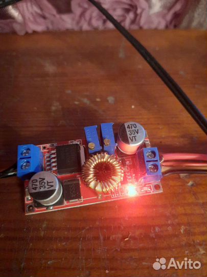 XL4015 DC-DC Преобразователь (плата зарядки)