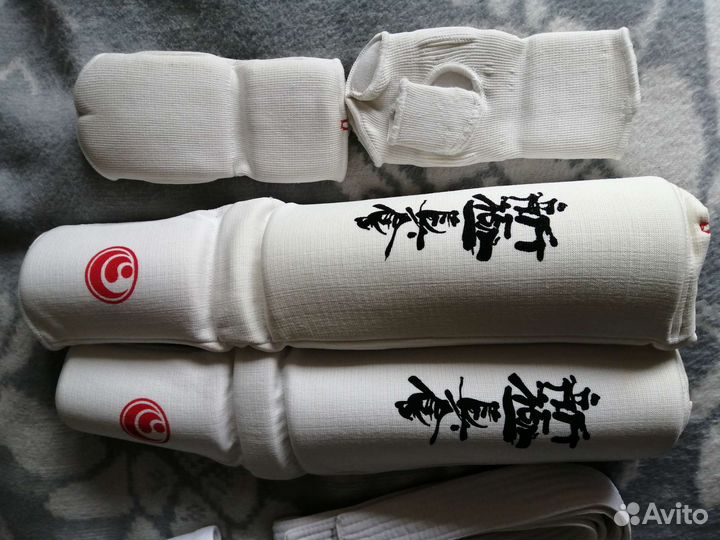 Кимоно для карате (рост 170) + защита