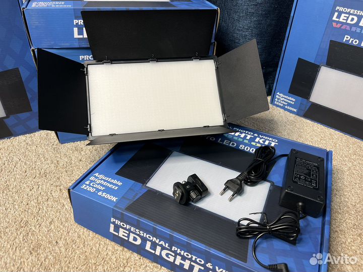 Видеосвет u800 + штатив