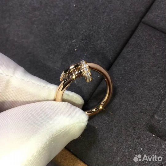 Кольцо Cartier из розового золота 0,22ct