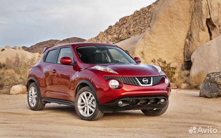 Лобовое стекло на nissan juke (c дд и без)