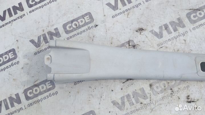 Обшивка центральной стойки правая LADA Kalina 2