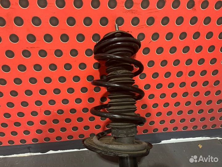 Амортизатор передний правый Lexus Rx 4 450Н 2021