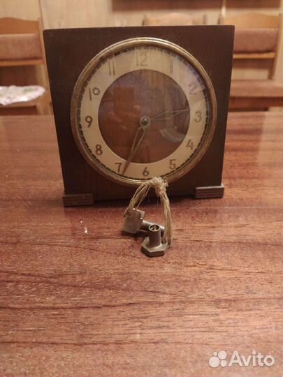 Часы механические