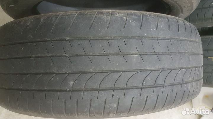 Bridgestone Dueler H/L 235/55 R20