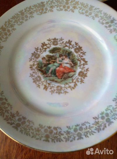 Блюдо и тарелки