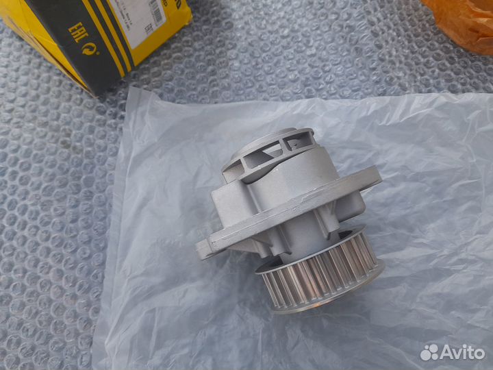 VAG 1.4 Насос Охлаждения (Помпа) Новый