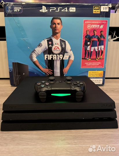Sony PS 4 PRO + игры