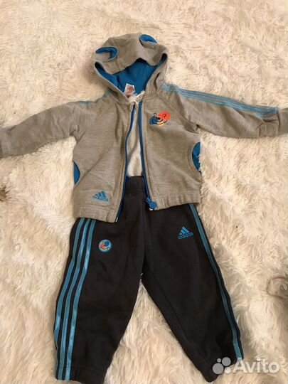 Спортивный костюм adidas