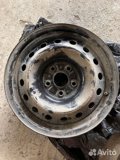 Штампованные диски r16