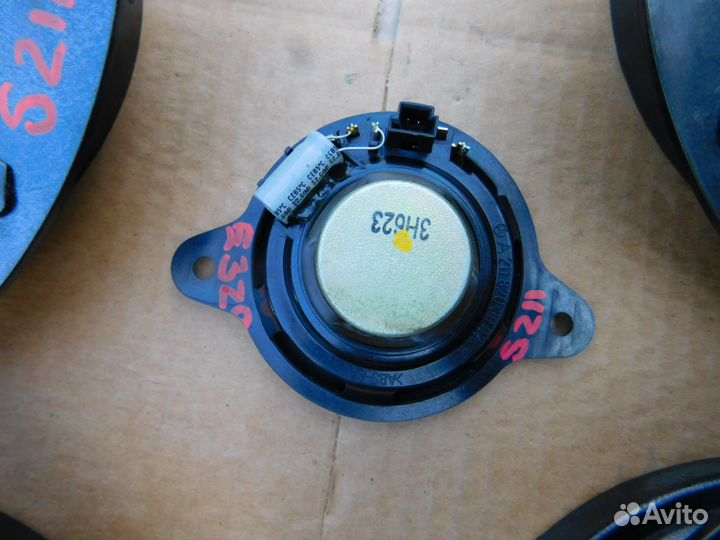 Комплект динамиков на Mercedes E-Class W211 S211