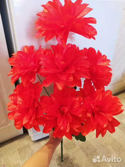 Искусственные цветы высотой 78 см