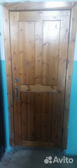 Дверь входная деревянная бу