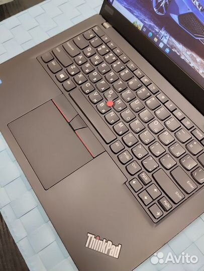 Lenovo ThinkPad X390. i5-8265u/256/8. Сенсорный