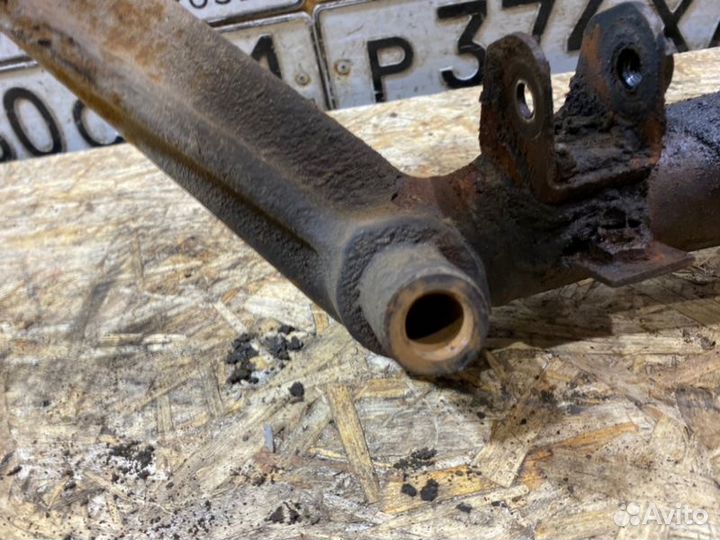 Передняя балка передняя Chevrolet Niva
