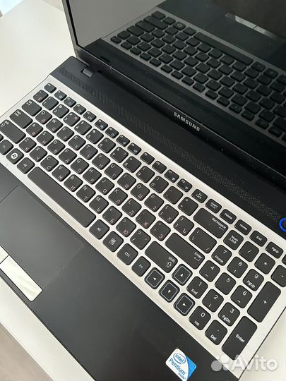 Ноутбук samsung