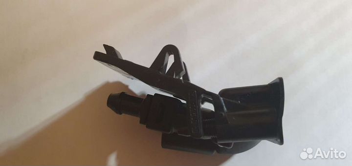 Форсунка омывателя лобового стекла X5 E70