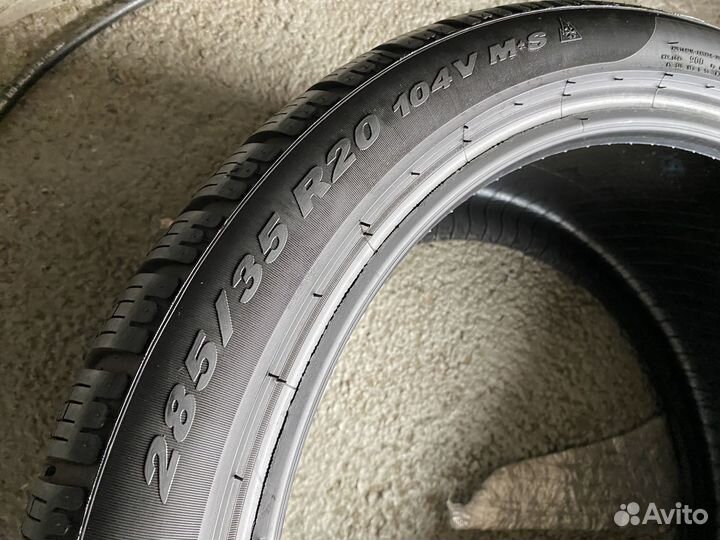 Pirelli Winter Sottozero 240 Serie II 285/35 R20 104V