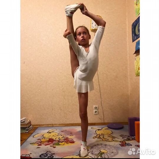 Тренер по растяжке и хореографии