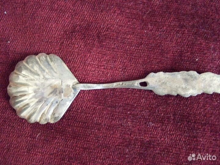 Серебряная сервировочная ложечка