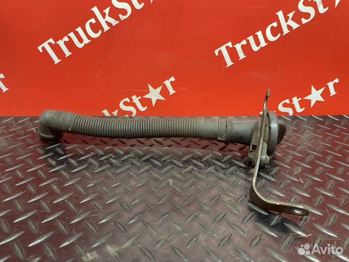 Маслозаливная горловина