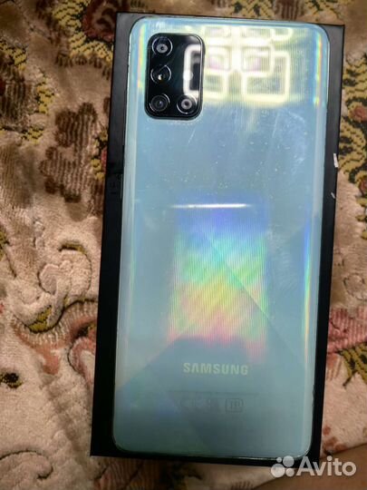Телефон Samsung А 71
