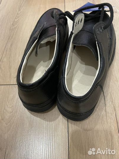 Полуботинки 42р