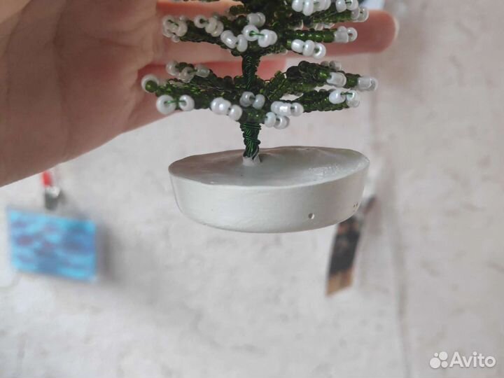 Ёлочка из бисера, ручная работа