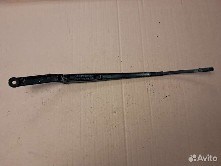 Поводок перед/лево на Audi A6 (C5)